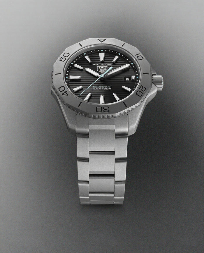 TAG Heuer Aquaracer Professional 200 Solargraph — Black Dial