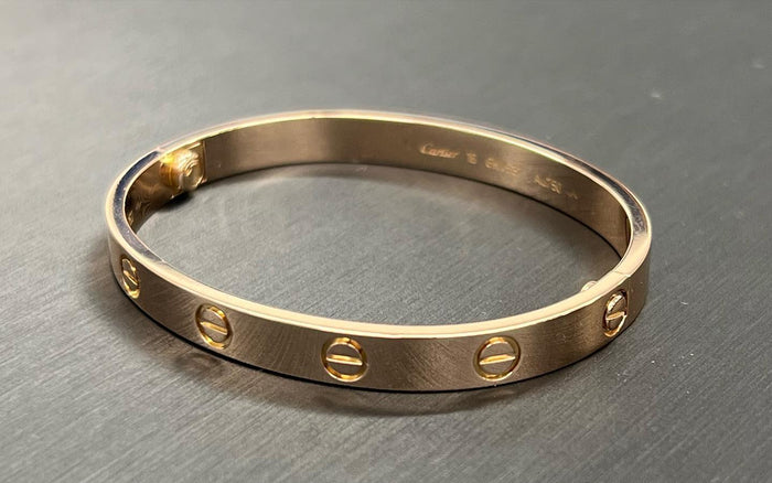 Classic Rose Gold Screw Motif Bangle