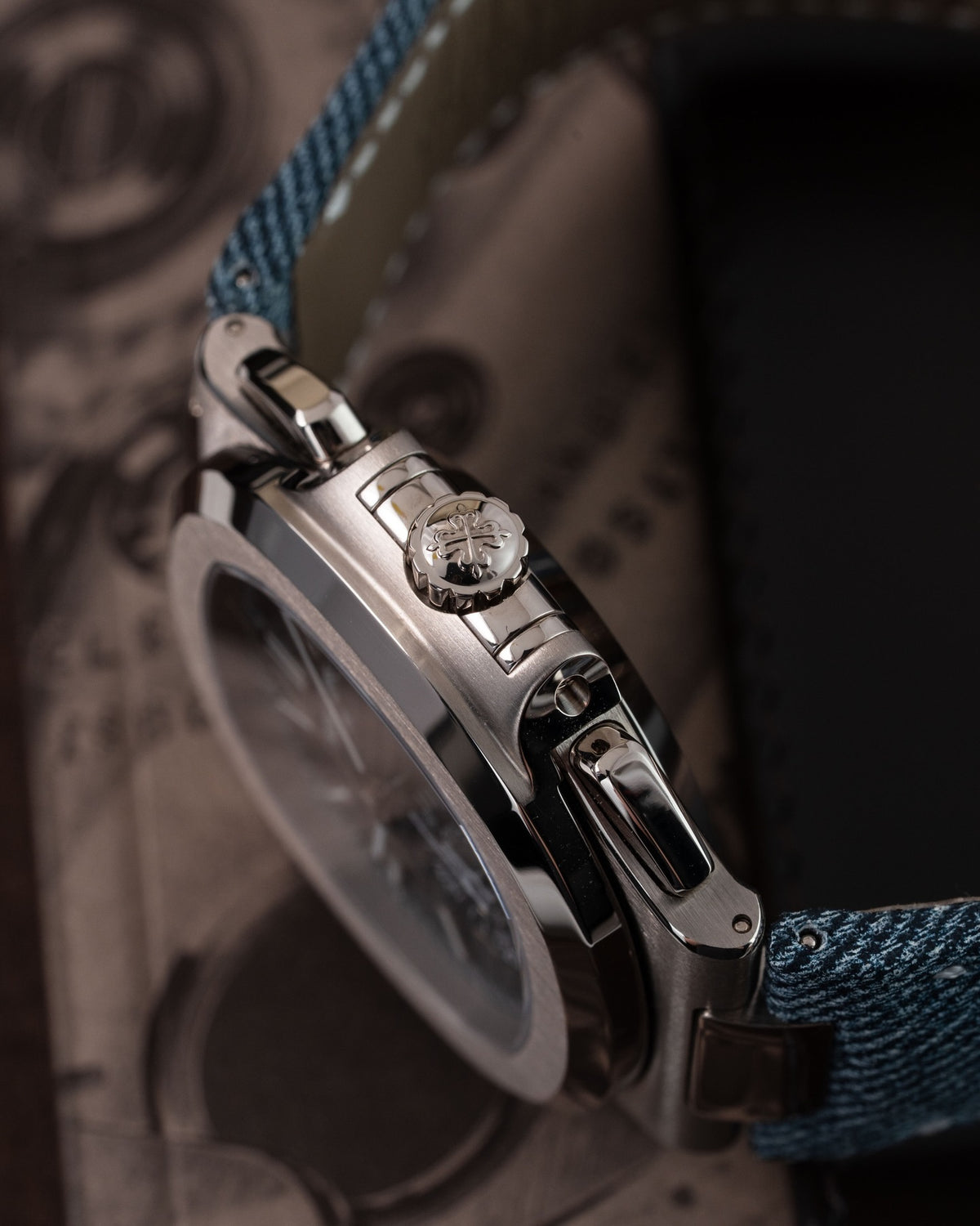 Patek Philippe Nautilus Flyback Chronograph 18k White Gold